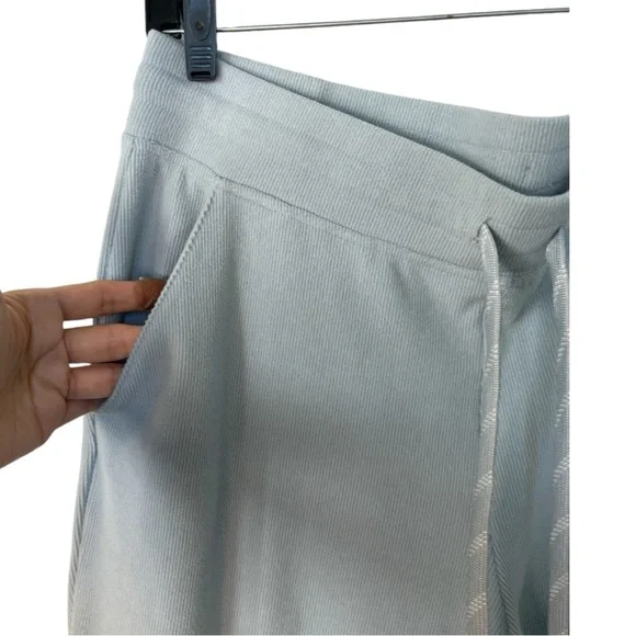 Marc New York baby blue sweatpants size L NWT D-11 - Picture 4 of 7